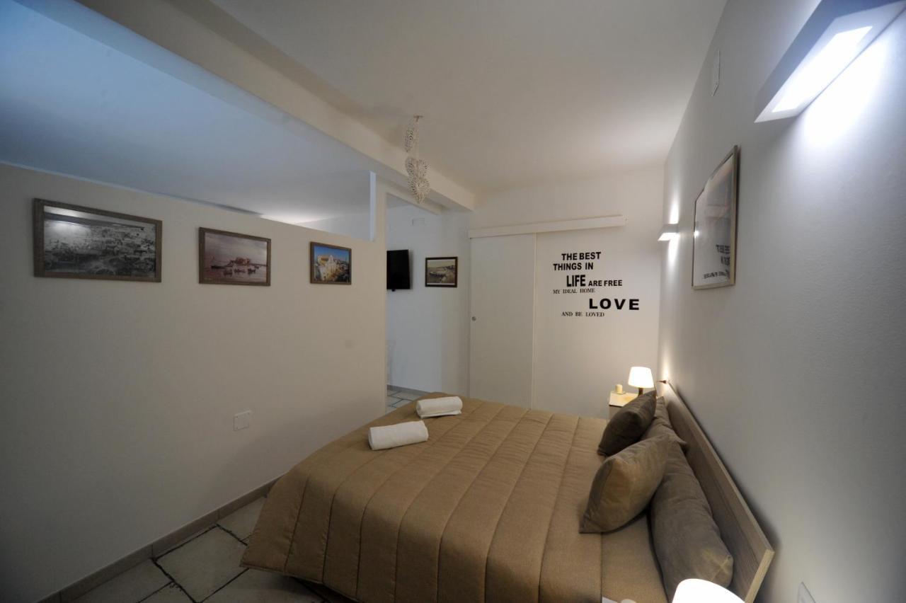 Pietra Bianca Appartment Bari Exterior photo